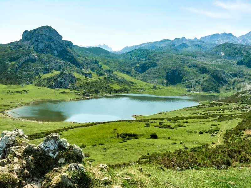 lgo-ercina Lago Ercina, uno de los dos Lagos de Covadonga